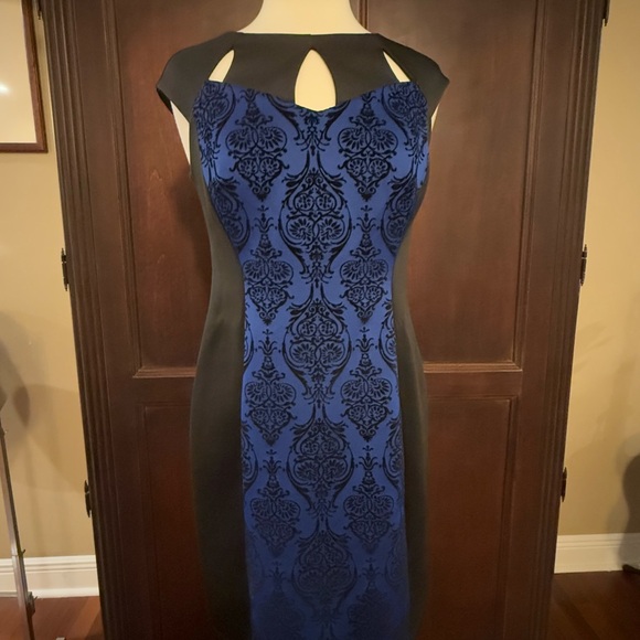 Elegant Blue and Black Dress - Picture 1 of 7